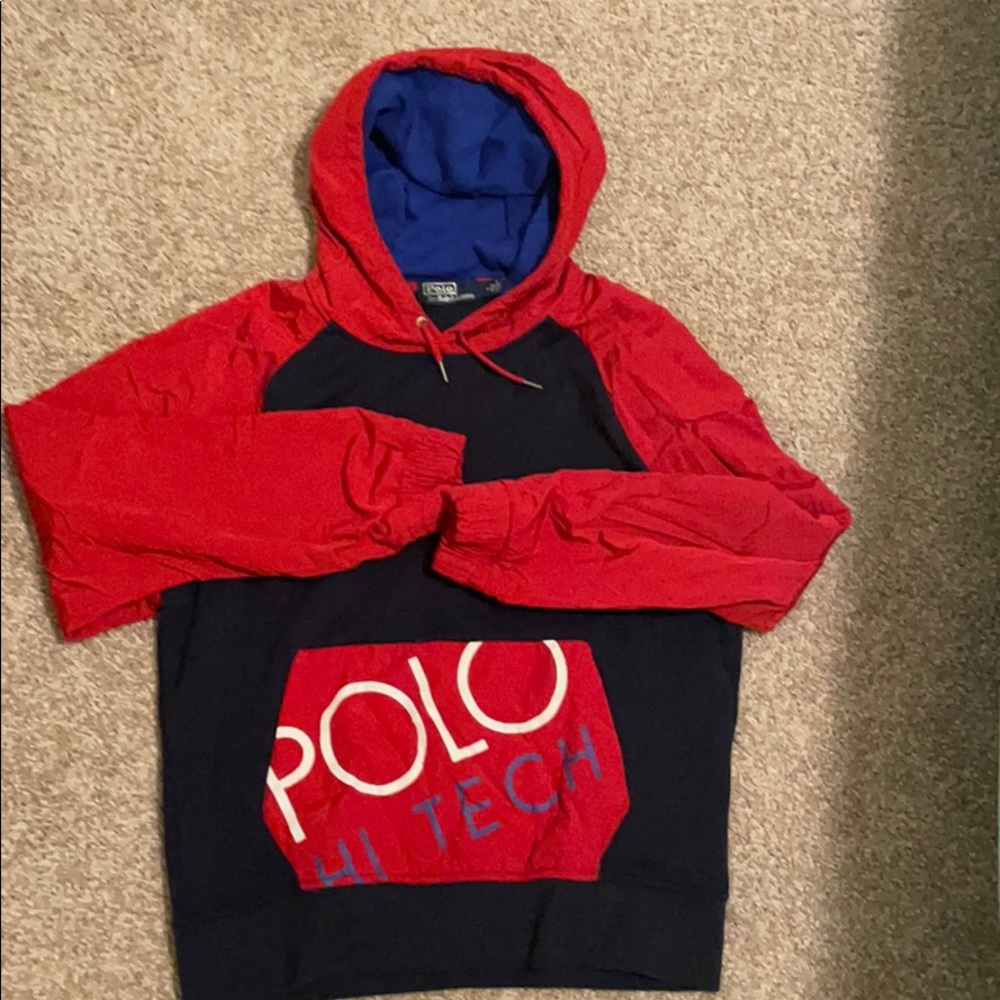Polo High Tech